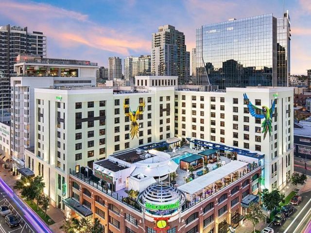 Margaritaville Hotel San Diego Gaslamp Quarter — 450 m away from ASH Annual Meeting