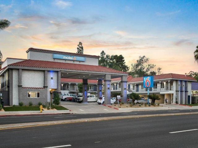 Motel 6-La Mesa, CA — 3.1 km away from San Diego State University