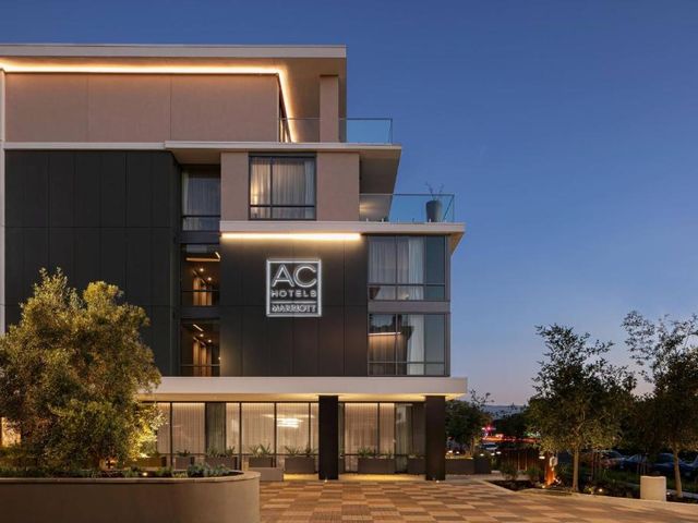 AC Hotel by Marriott Palo Alto — 2.2 km away from Google I/O