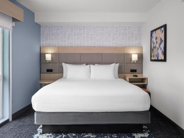 Aiden by Best Western Berkeley — 1.1 km away from UC Berkeley