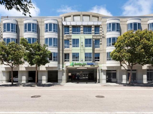 Holiday Inn Express Hotel & Suites Fisherman's Wharf by IHG — 1 km away from Alcatraz Island
