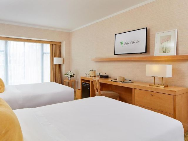 Orchard Garden Hotel — 800 m away from Dreamforce (Salesforce)