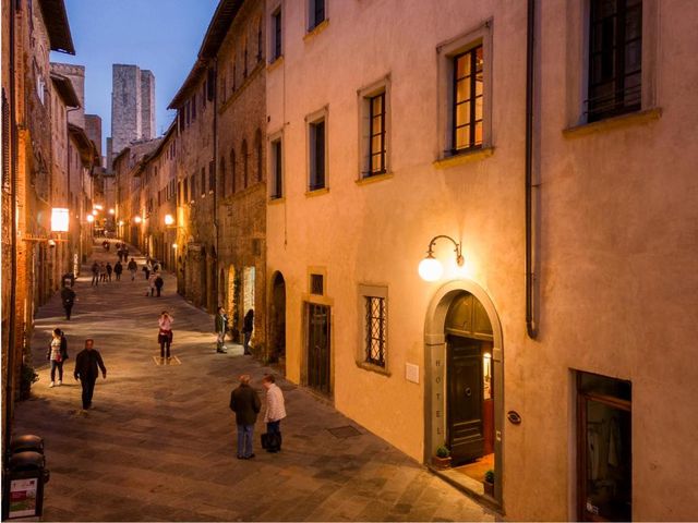 Hotel L'Antico Pozzo San Gimignano — 250 m away from Piazza della Cisterna San Gimignano