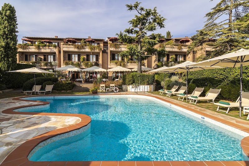 Relais Santa Chiara Hotel — Countryside / Certaldo road