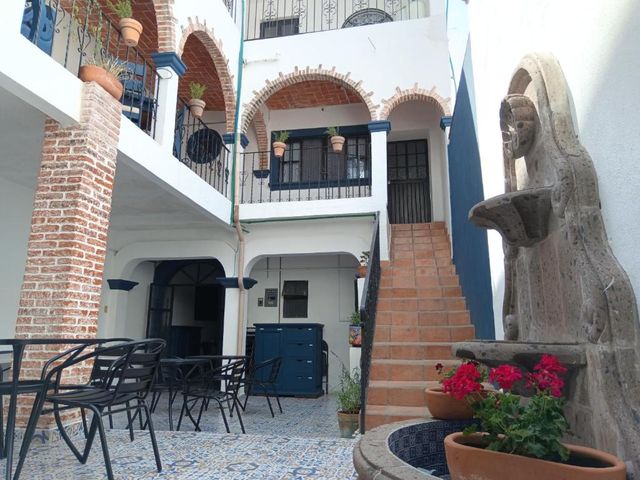 Hotel & Hostal Santuario — 450 m away from Fabrica La Aurora San Miguel de Allende