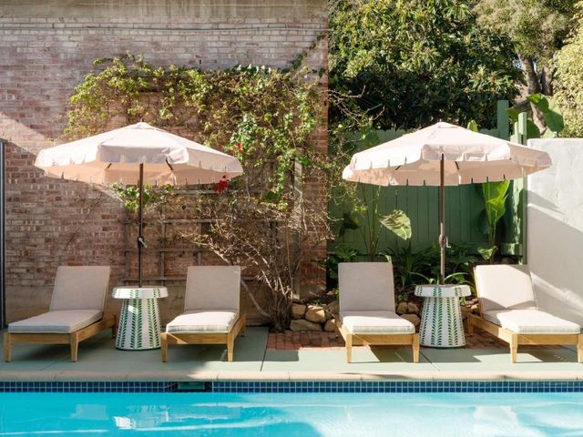 Palihouse Santa Barbara — 2 km away from Santa Barbara Mission
