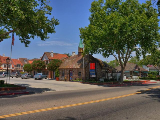 Royal Copenhagen Inn — 4.3 km away from Santa Ynez Valley from Santa Barbara