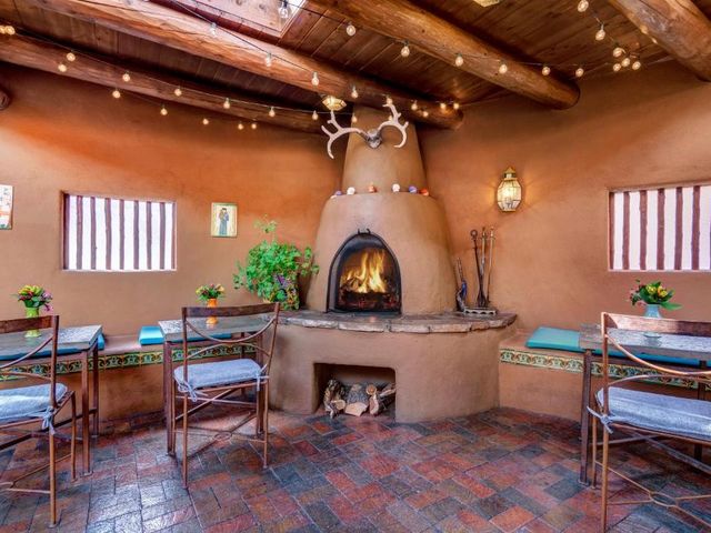 Santa Fe Motel & Inn — 1.6 km away from Canyon Road Galleries Santa Fe