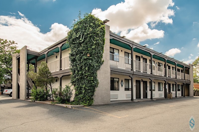 The Sage Hotel — Cerrillos Road / Midtown (short drive to downtown)