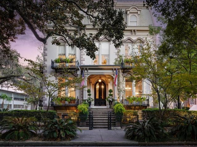 Hamilton Turner Inn — 450 m away from SCAD Savannah