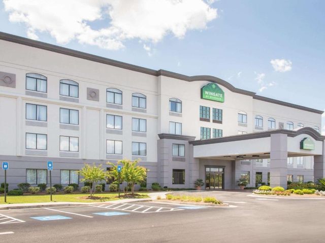 Wingate by Wyndham Savannah Pooler — 3.1 km from the airport