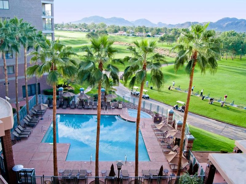 Embassy Suites by Hilton Phoenix Scottsdale, Scottsdale