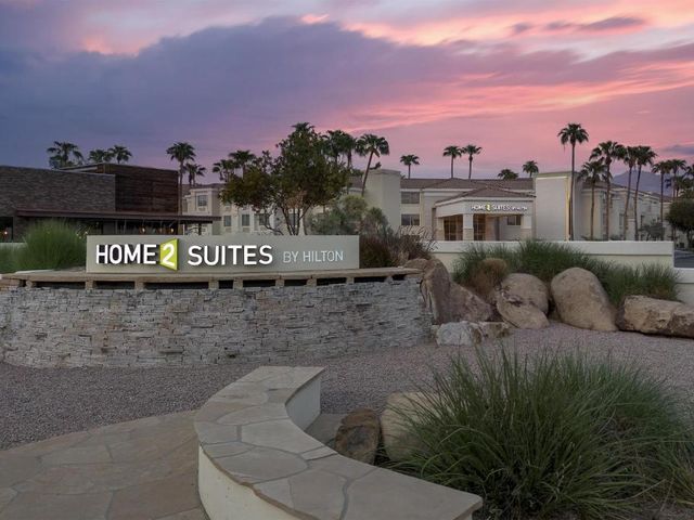 Home2 Suites by Hilton Scottsdale Old Town — 2.3 km away from ASU Scottsdale