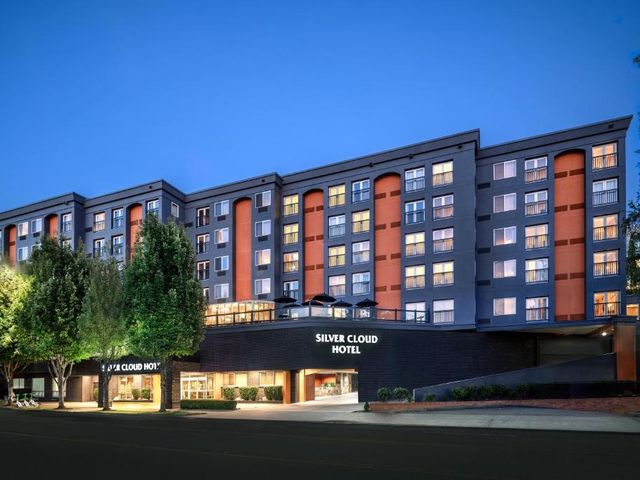 Silver Cloud Hotel - Seattle Lake Union — 3.1 km away from University of Washington