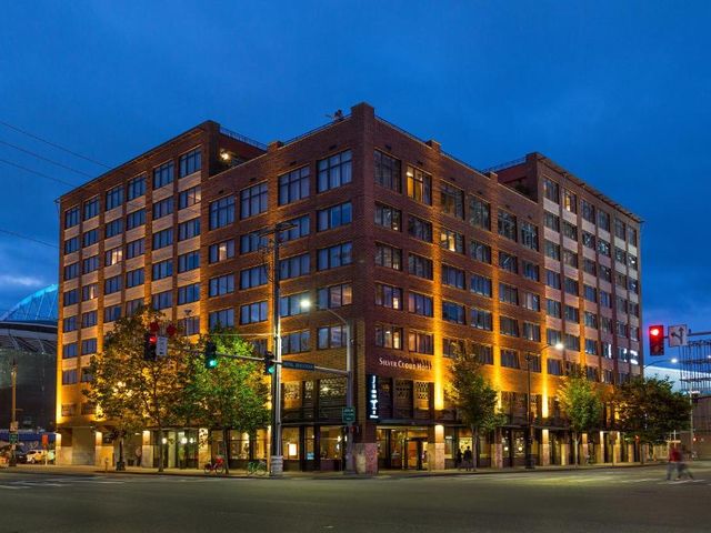 Silver Cloud Hotel - Seattle Stadium — 150 m away from T-Mobile Park