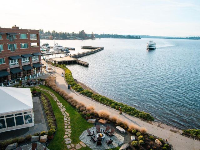 The Woodmark Hotel & Still Spa on Lake Washington — 5.6 km away from Seattle Children's Hospital