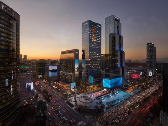 Grand InterContinental Seoul Parnas by IHG — 1.3 km away from Jamsil Olympic Stadium