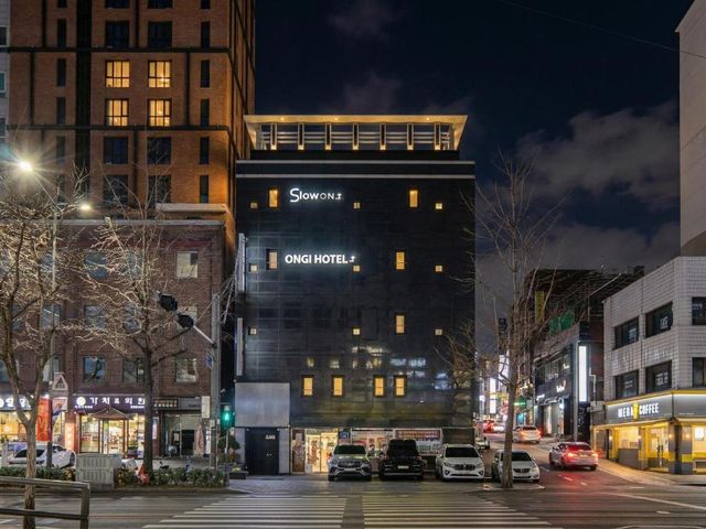 Hongdae Ongi Hotel 홍대 온기 호텔 — 2.6 km away from Seoul World Cup Stadium