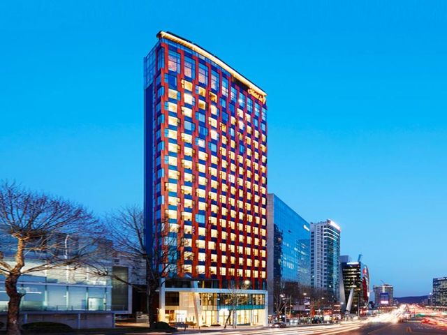 HOTEL in 9 Gangnam — 1.1 km away from Jamsil Olympic Stadium