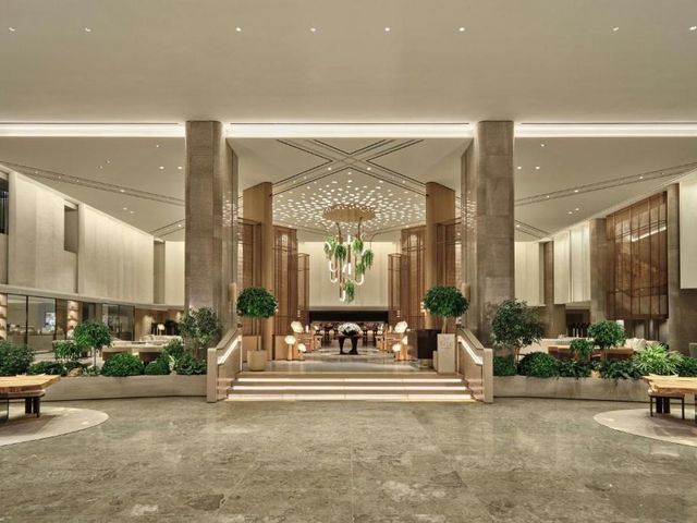 The Westin Seoul Parnas — 1.4 km away from Jamsil Olympic Stadium