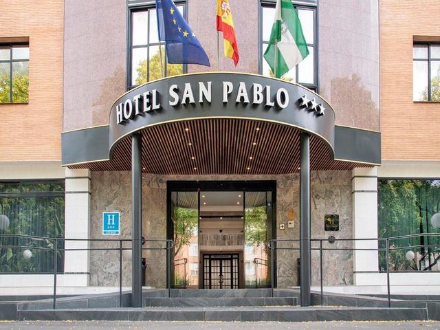 Hotel San Pablo Sevilla — 450 m away from FIBES Seville