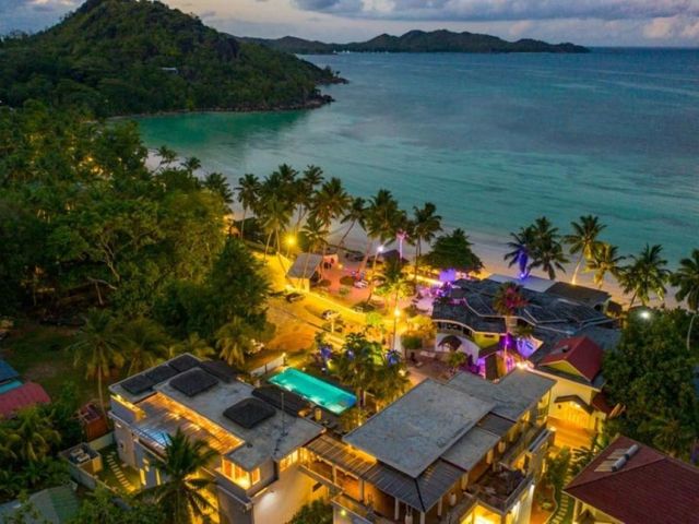 Hotel Le Duc de Praslin — 1.7 km away from Vallee de Mai Seychelles