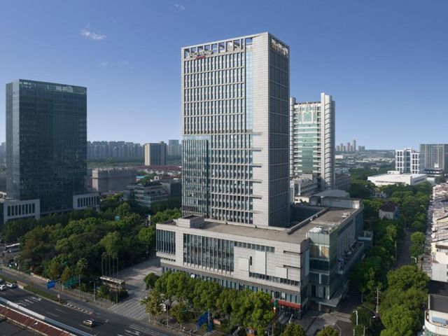 Courtyard by Marriott Shanghai Jiading — 2.9 km away from Shanghai International Circuit
