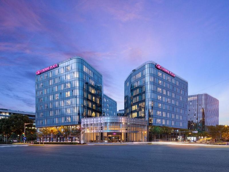 Crowne Plaza Shanghai Hongqiao by IHG, Shanghai