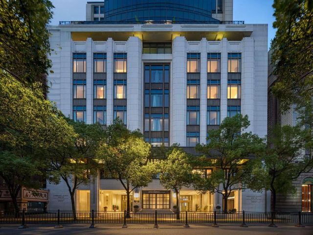 Mövenpick by Accor Shanghai People's Square — 450 m away from Mercedes-Benz Arena Shanghai