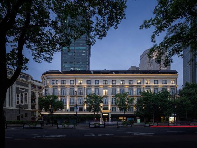 OPARTMENT The Far Eastern Hotel - People's Square — 200 m away from Mercedes-Benz Arena Shanghai