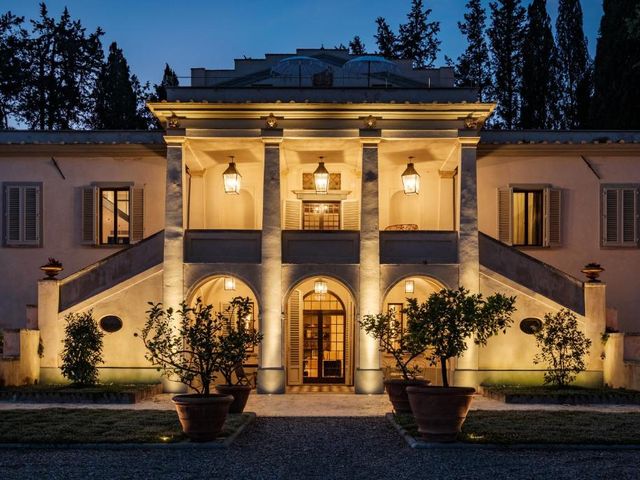 Fattoria di Vegi — 5.1 km away from Chianti Wine Region from Siena