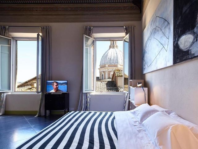 Palazzetto Rosso - Art Hotel — 500 m away from Siena Cathedral