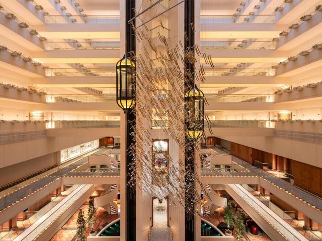 Conrad Singapore Orchard — 5.5 km away from National University of Singapore