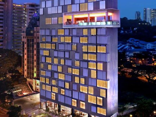 Quincy Hotel Singapore by Far East Hospitality — 350 m away from Mount Elizabeth Hospital Singapore