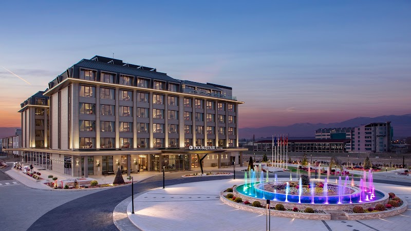 DoubleTree by Hilton Hotel & Residences Skopje — City Centre