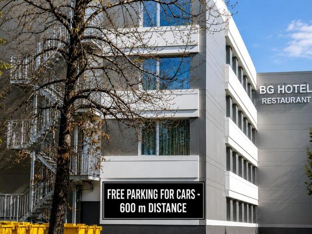 BG Hotel — 400 m away from Sofia University