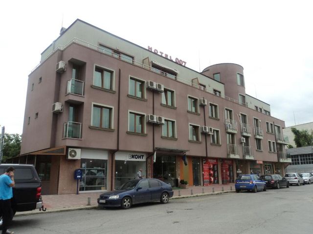 Family Hotel 007 Ivan Dimitrov-Kuklata 15 Str — 2.9 km from the airport