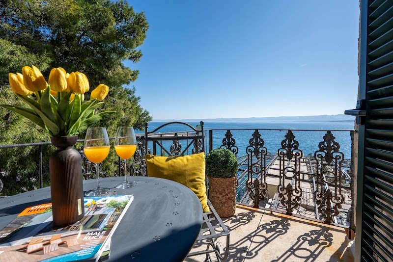 Boutique Hotel Kastil — Varoš