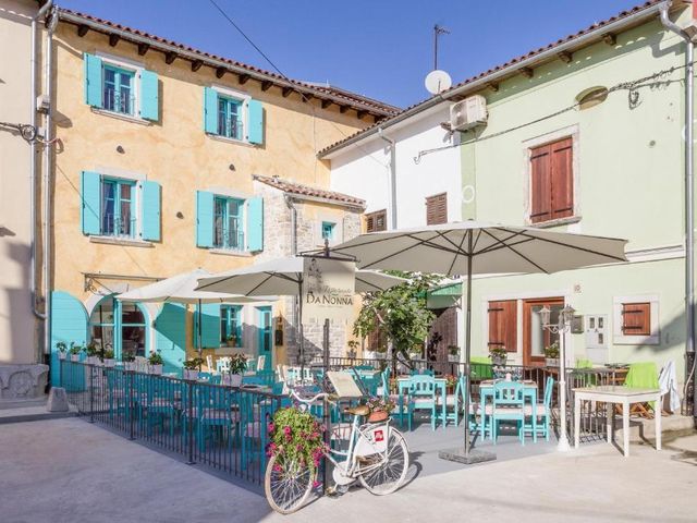Heritage Hotel Chersin — 4 km away from Dimensions Festival