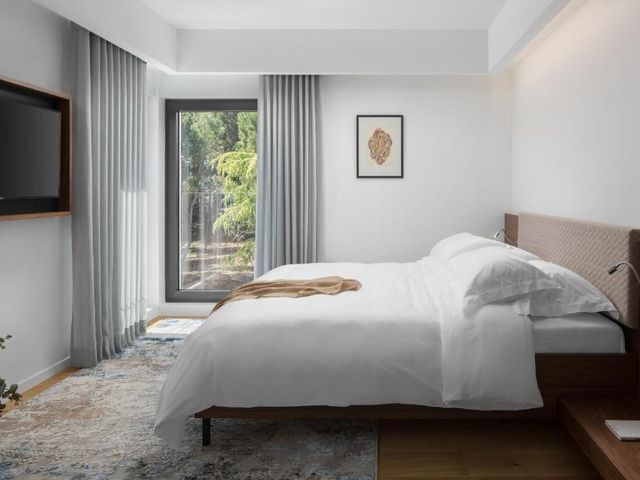 Hotel Milan — 4.2 km away from Dimensions Festival