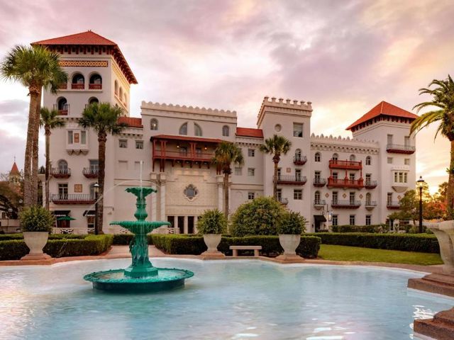 Casa Monica Resort & Spa, Autograph Collection — 100 m away from Flagler College St Augustine