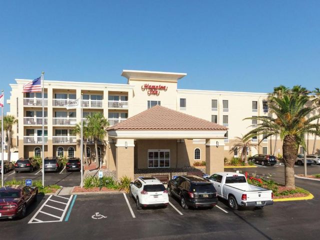 Hampton Inn Saint Augustine Beach — 500 m away from St Augustine Beach