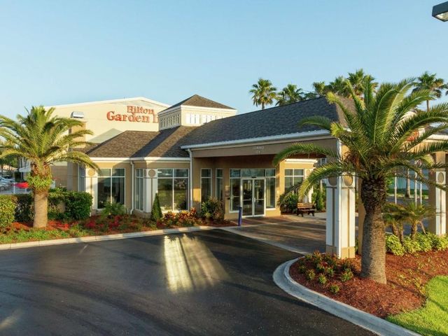 Hilton Garden Inn Saint Augustine Beach — 400 m away from St Augustine Beach