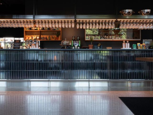 Comfort Hotel Solna Arenastaden — 200 m away from Friends Arena