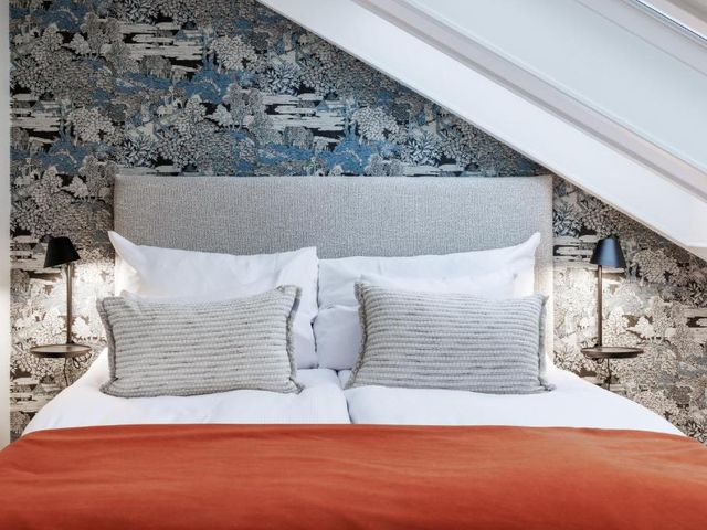 Home Hotel Wellington — 1.2 km away from Lollapalooza Stockholm