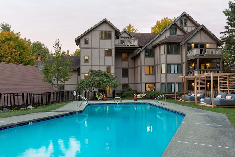 Field Guide Lodge — Stowe Village