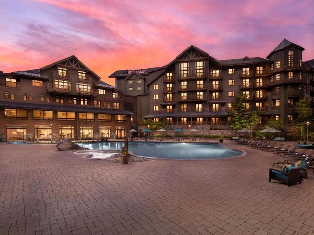 The Lodge at Spruce Peak, a Destination by Hyatt Residence — 1.5 km away from Stowe Mountain Resort Vermont