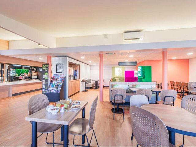B&B HOTEL Strasbourg Aéroport — 2.4 km from the airport