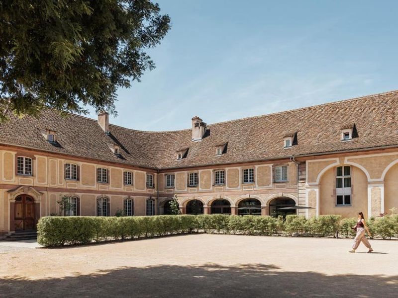 Hotel Les Haras By Stay Collection — Bourse-Esplanade