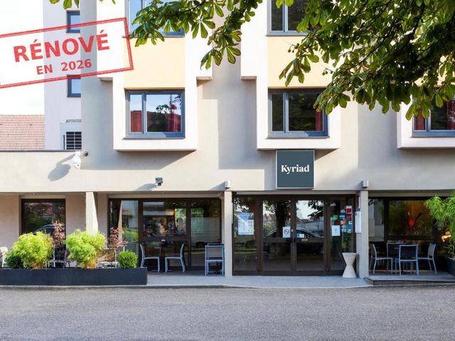 Kyriad Hotel Strasbourg Lingolsheim — 4.5 km from the airport
